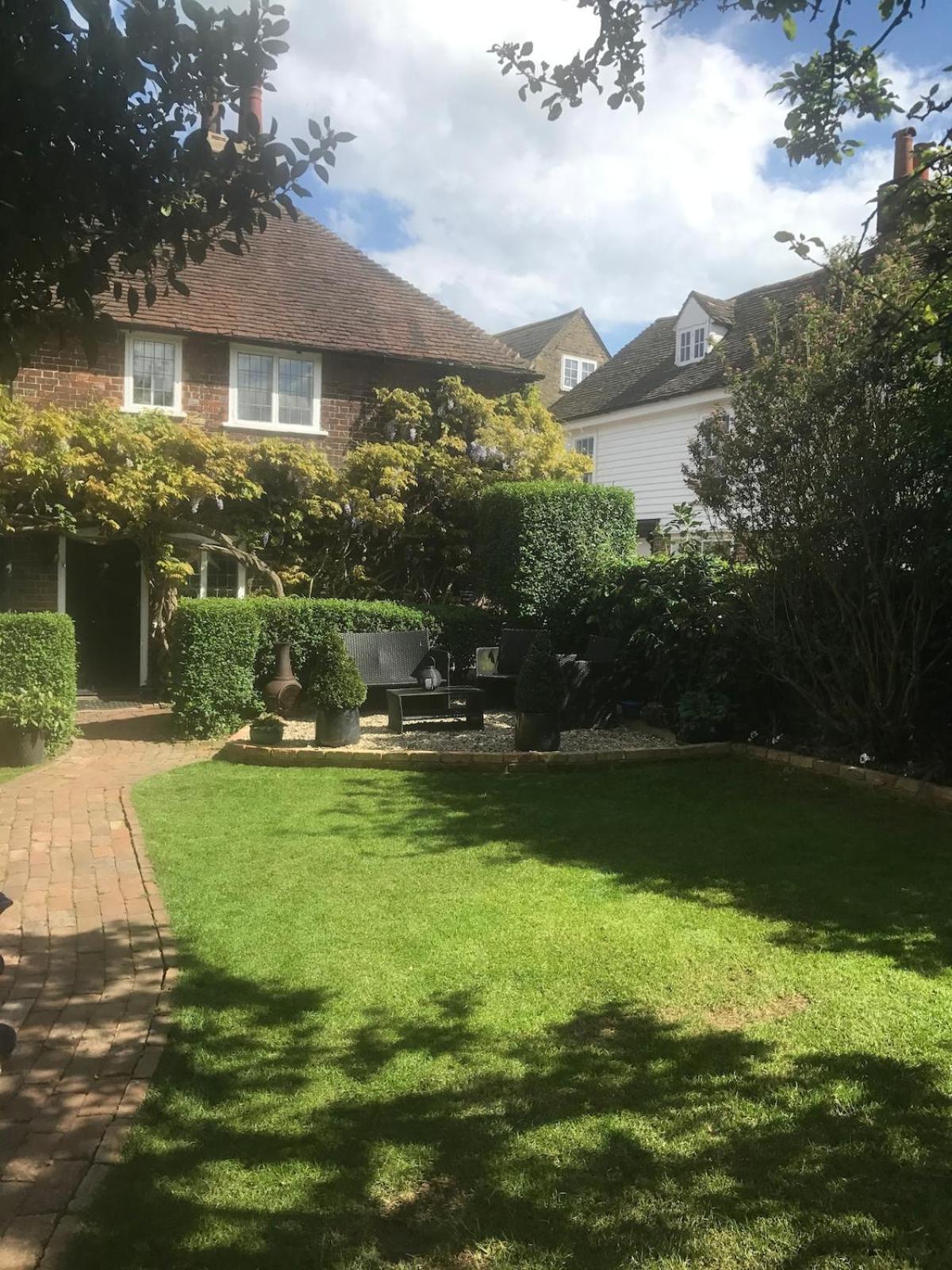 Wisteria Cottage Gravesend Buitenkant foto